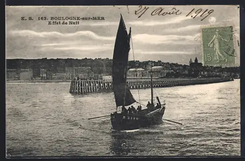 AK Boulogne-sur-Mer, Effet de Nuit avec voilier sur l`eau