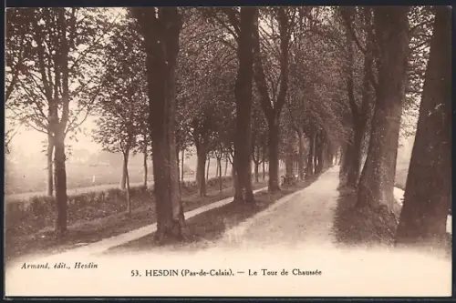 AK Hesdin /Pas-de-Calais, Le Tour de Chaussée