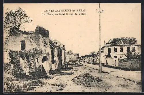 AK Sainte-Catherine-les-Arras, La Place, au fond la rue de Villers