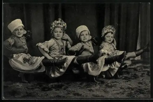 AK Schäfer`s Märchenstadt Lilliput, Tanzende Liliputaner