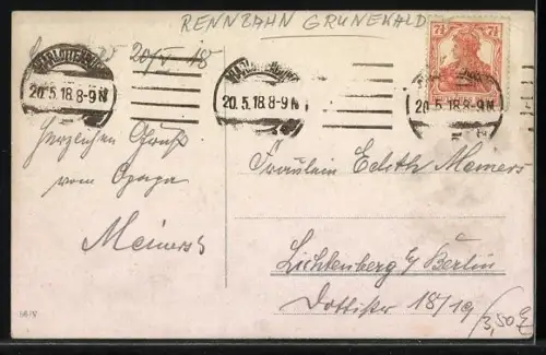 AK Jockeys überwinden eine Hürde beim Pferderennen