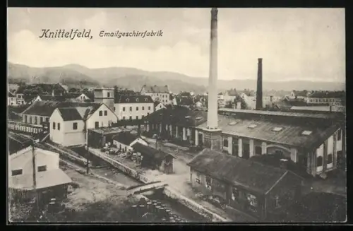 AK Knittelfeld, Emailgeschirrfabrik mit Schornsteinen
