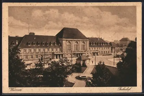 AK Weimar / Thüringen, Blick auf den Bahnhof
