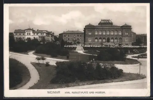 AK Weimar / Thüringen, Karl August-Platz und Museum