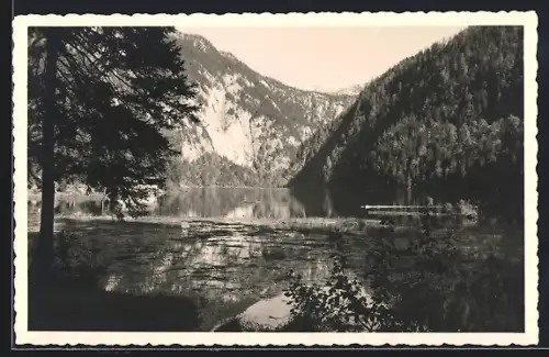 AK Grundlsee, Toplitzsee, Panorama mit Bergen