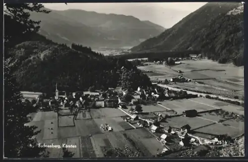 AK Sachsenburg /Kärnten, Teilansicht mit Bergen