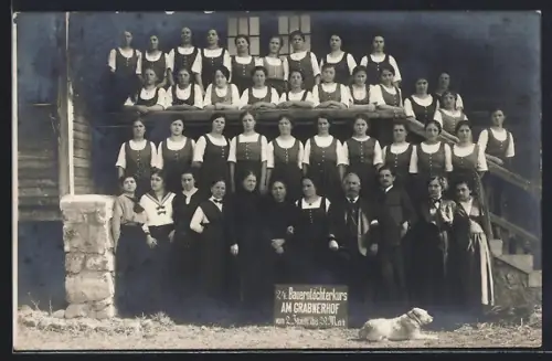 Foto-AK Admont, 24. Bauerntöchterkurs Am Grabnerhof vom 2. Januar bis zum 29. Mai, Gruppenbild