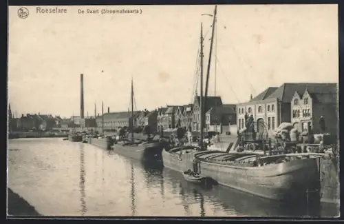 AK Roulers, Le Canal, Schiffe am Hafen