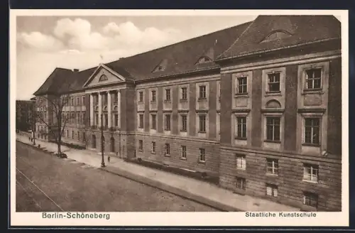 AK Berlin-Schöneberg, Strassenpartie an der Staatlichen Kunstschule