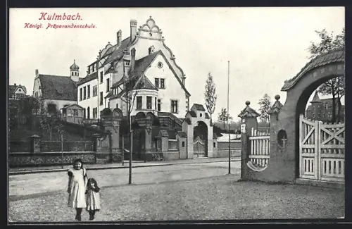 AK Kulmbach, Kinder vor der Königl. Präparandenschule