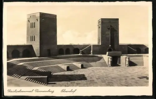 AK Hohenstein, Reichsehrenmal Tannenberg, Ehrenhof