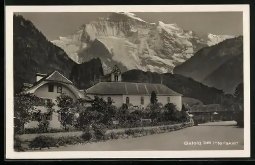 AK Gsteig, Ortsansicht mit Bergpanorama
