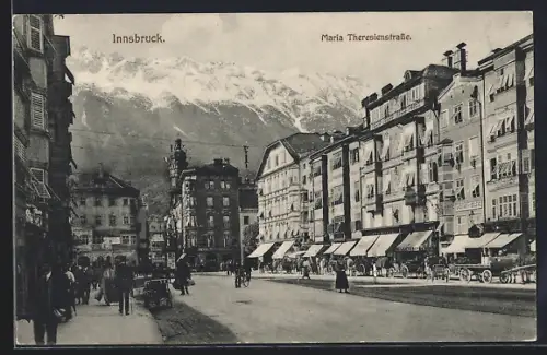 AK Innsbruck, Maria Theresienstrasse mit Bergpanorama
