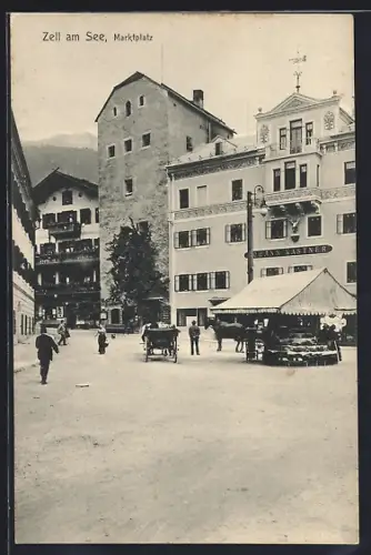 AK Zell am See, Marktplatz mit Verkaufsstand und Passanten