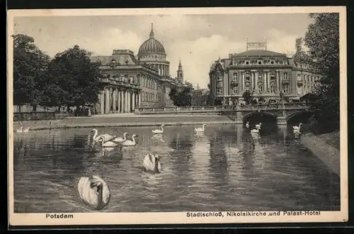 AK Potsdam, Stadtschloss, Nikolaikirche und Palast-Hotel