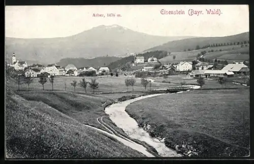 AK Eisenstein /Bayr. Wald, Ortsansicht mit Fluss