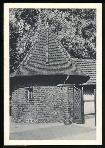 AK Berlin-Spandau, An der alten Mauer