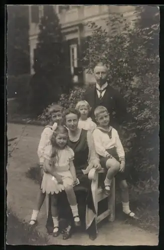 AK Prinz Oskar von Preussen mit Familie