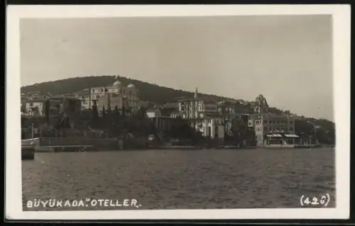 AK Büyükada, Oteller