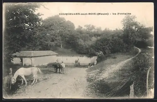 AK Courcelles-aux-Bois, La Fontaine