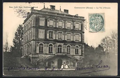 AK Gondrecourt, Le Val d`Ornain mit Passanten