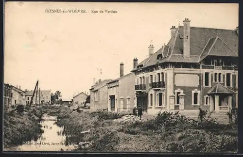 AK Fresnes-en-Woevre, Rue de Verdun