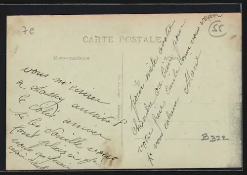 AK Dun-sur-Meuse, La Place du Pont baseule