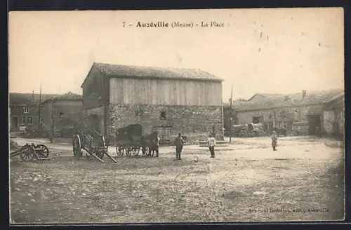 AK Auzéville /Meuse, La Place