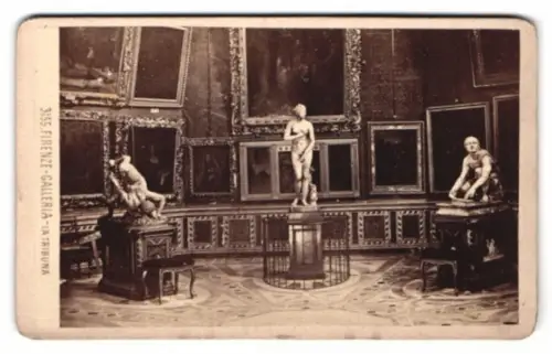 Fotografie Giacomo Brogi, Firenze, Lungarno delle Grazie 15, Ansicht Firenze, la Tribuna in der Galleria