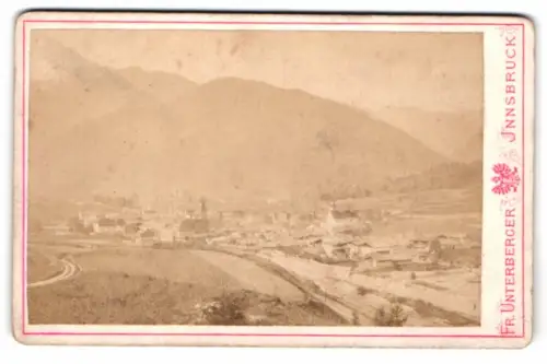 Fotografie Fr. Unterberger, Innsbruck, Ansicht Sterzing, Panorama der Stadt an der Brennerbahn