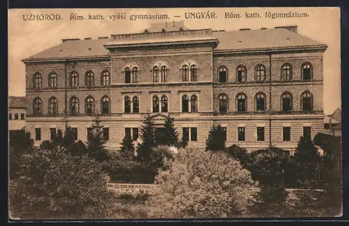 AK Ungvár, Fögimnázium