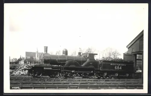 Foto-AK Englische Eisenbahn, Lokomotive No. 684 der Southern Railway