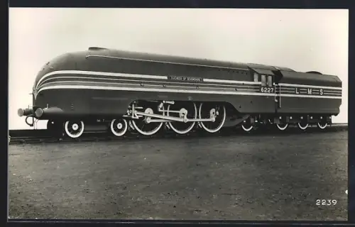 Foto-AK Englische Eisenbahn, Lokomotive No. 6227 Duchess of Devonshire der L. M. S.
