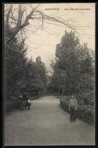 AK Batoum, Jardin Alexandre, Parkpartie mit Kindern