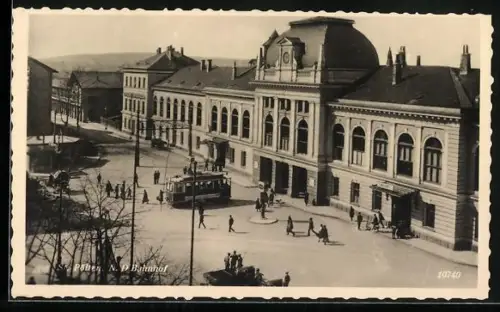 AK St. Pölten /N. D., Bahnhof mit Strassenbahn