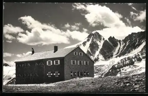 AK Oberwalderhütte, Berghütte mit Grossglockner
