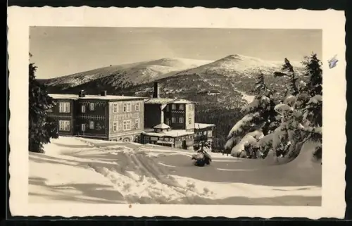 AK Peterbaude, Berghütte im Schnee, Riesengebirge