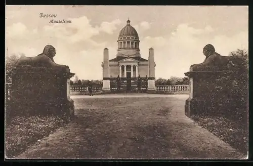 AK Dessau, Partie am Mausoleum