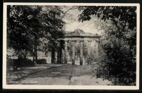 AK Dessau, Sieben Säulen