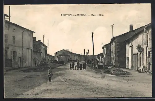AK Troyon-sur-Meuse, Rue Gillon