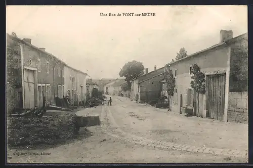 AK Pont sur-Meuse, Une Rue, Strassenpartie