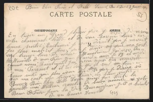 AK Lavallée, vue générale de la ville et de l`église, homme et fille dans la rue