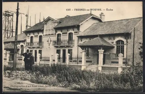 AK Fresnes-en-Woevre, Écoles