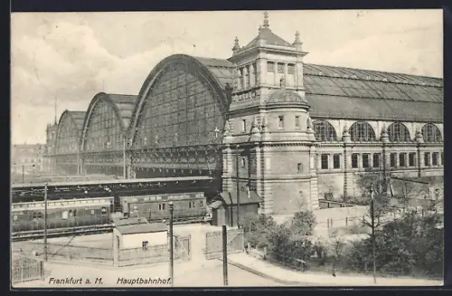 AK Frankfurt a. M., Hauptbahnhof, Seitenansicht aus der Vogelschau