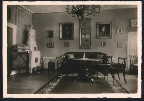 AK Celle, Bomann-Museum, Biedermeierstube, Innenansicht