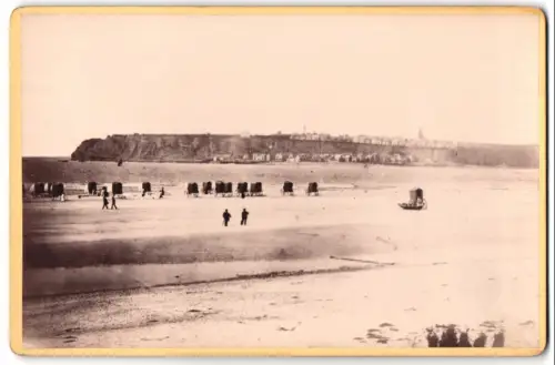 Fotografie Sophus Williams, Berlin, Ansicht Helgoland, Blick von der Düne nach der Insel