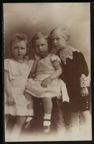 Foto-AK Kronprinz Wilhelm von Preussen, Prinz Eitel Friedrich von Preussen und Prinz Adalbert
