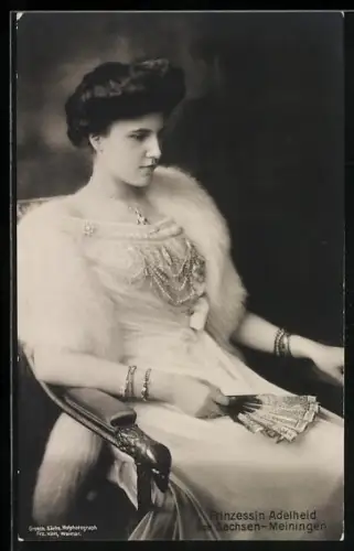 AK Prinzessin Adelheid von Sachsen-Meiningen in Prachtrobe
