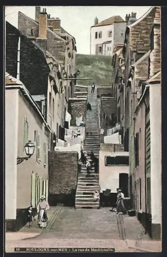 AK Boulogne-sur-Mer, La rue du Machicoulis