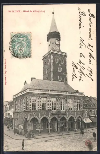 AK Bapaume, Hôtel de Ville